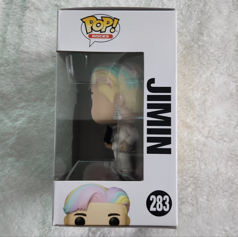 Funko Pop! Rocks BTS Jimin with Multicolor Hair - Picture 2 of 4